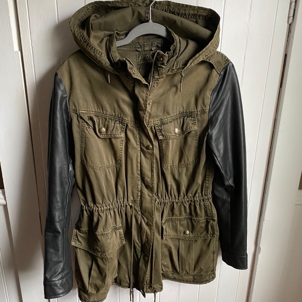 Aritzia Talula jacket